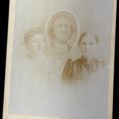 Sale Photo Thumbnail #745: Baumgardner Cabinet Card Spirit Photo Ohio