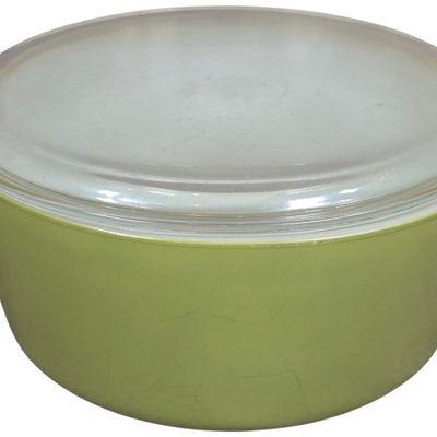 Sale Photo Thumbnail #318: Pyrex Verde Avocado Green 2.5 Quart Round Casserole Dish with Clear Glass Lid