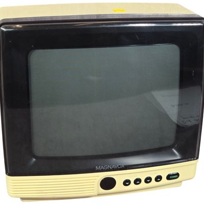 Sale Photo Thumbnail #55: One 1990s Magnavox Plastic Portable CRT Television Model RD0946 T102