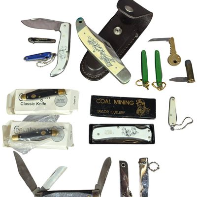 Sale Photo Thumbnail #162: An Assortment of 15 Collectible Pocket Knives Including Schrade and Taylor Cutlery Commemoratives