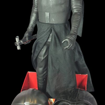 Sale Photo Thumbnail #805: Three Star Wars Collectibles including Jakks Pacific Kylo Ren Big Fig, Hasbro Darth Vader Electronic Mask, and Rubie's Mandalorian Mask