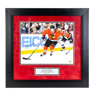 Framed Duncan Keith Autographed Photo w COA