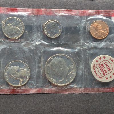 1972-D Only U.S. Mint Uncirculated Coin Set, No Envelope
