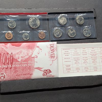 1999-D Only U.S. Mint Uncirculated Coin Set with State Quarters - In OGP w/ COA