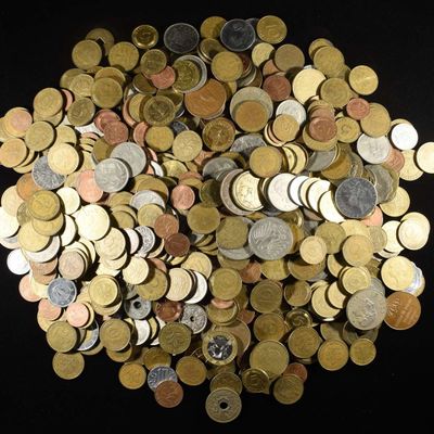 5 LBS FOREIGN COINS