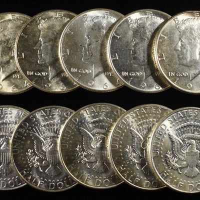 Sale Photo Thumbnail #346: (10) 90% SILVER KENNEDY HALF DOLLARS