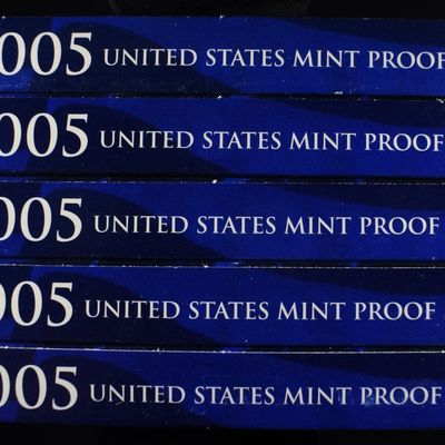 Sale Photo Thumbnail #270: (5) 2005 US MINT PROOF SETS