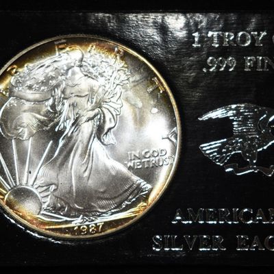 Sale Photo Thumbnail #373: 1987 AMERICAN SILVER EAGLE