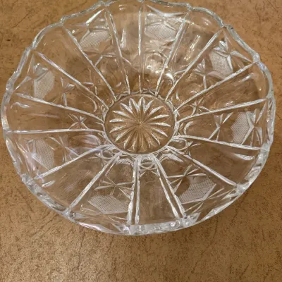 Sale Photo Thumbnail #43: Vintage pressed glass decorative bowl with starburst and geometric pattern