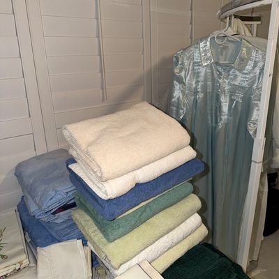 Sale Photo Thumbnail #96
