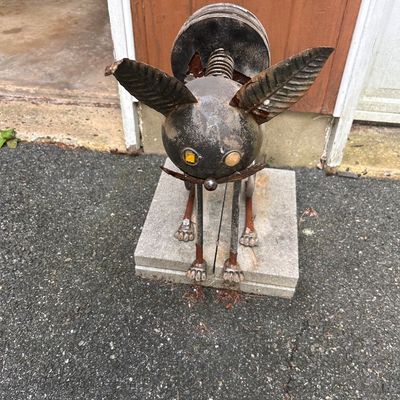 metal art and sculptures