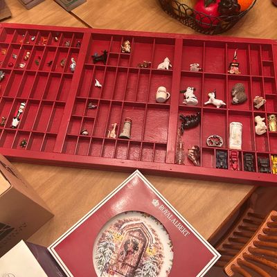 Tons of printed and natural wood printer trays