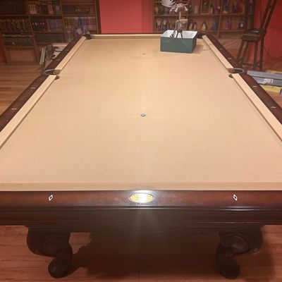 Gorgeous pool table