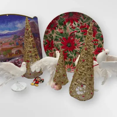 Maïté Roche Advent Calendar Poinsettia Tray & Tinsel Tree Christmas