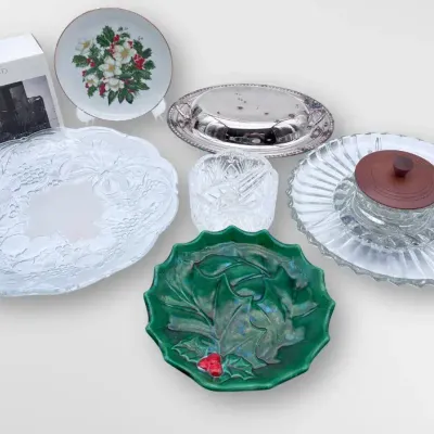 Royal Limited Crystal Vintage Christmas Holly Majolica Ceramic Silver Plate Serving