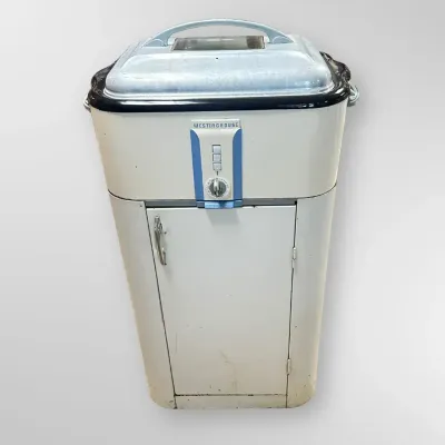 Westinghouse Electric Roaster Oven Cabinet Stand with Racks and Power Cord
