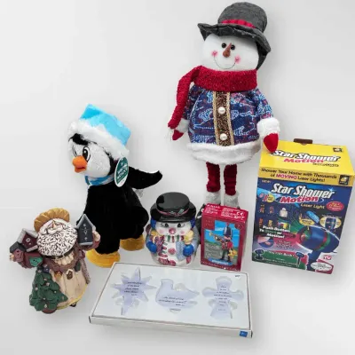 Star Shower Motion Laser Playmobil FAO Soldier Russ Berrie Porcelain Ornaments Christmas 