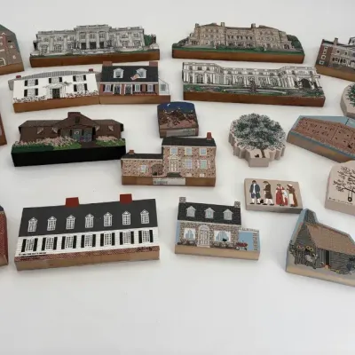 The Cat's Meow Village & Shelia's Wooden Shelf Sitters, Historic Buildings