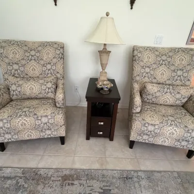 Sale Photo Thumbnail #145