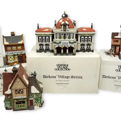 Department 56 Dickens Village Series Victoria Station & More Houses