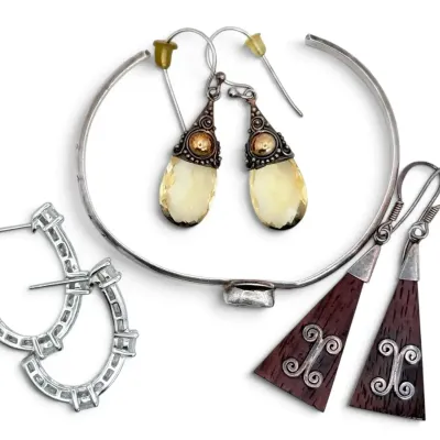Sterling Silver Native American Cuff Bracelet & Earrings (19g Total)