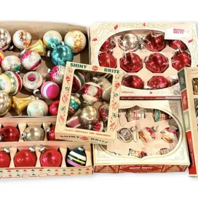 75+ Shiny Brite Vintage Glass Christmas Ornaments