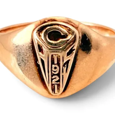 10k Gold 1921 Class Ring - Size 7 (4.24g)