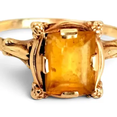 14k Gold & Citrine Ring - Size 7.5 (1.64g)
