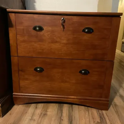 Locking Filing Cabinet