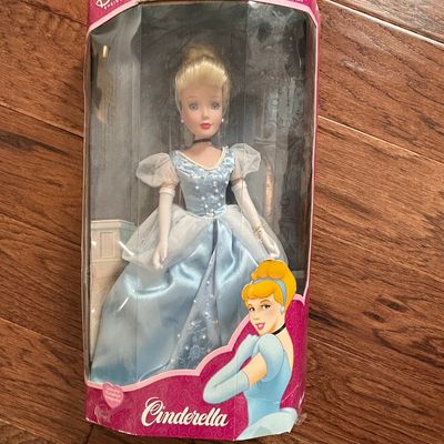 Disney Princess Cinderella Porcelain Keepsake Doll by The Brass Key