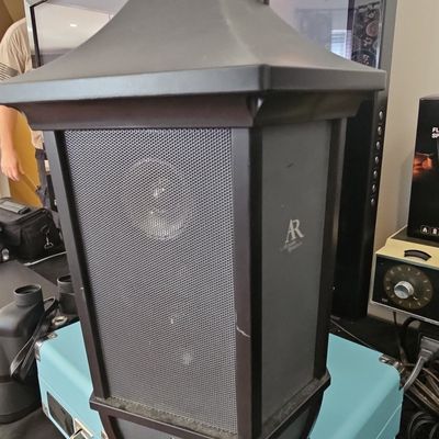 Acoustic Research AW825 Wireless Outdoor Portable Speaker