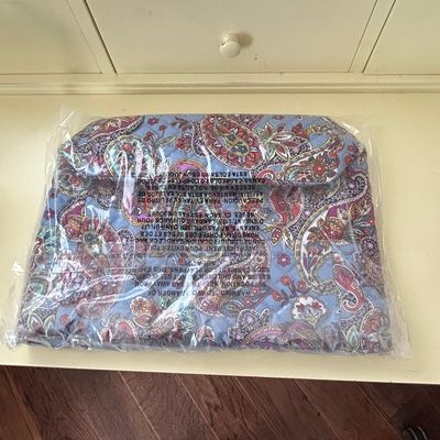 Vera Bradley Provence Paisley Triple Zip Hipster