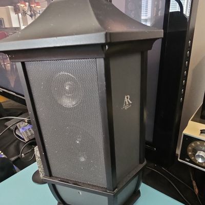 Acoustic Research (AR) Wireless Lantern Speaker System