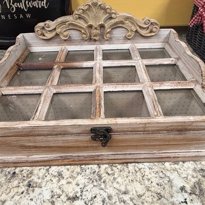 Distressed Wood Spice Box with Glass Lid and 9 Compartments