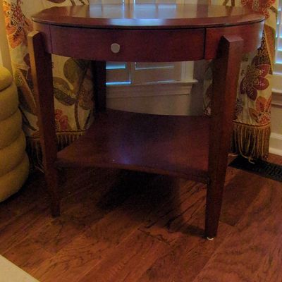 Kathy Ireland Home Round Side Table