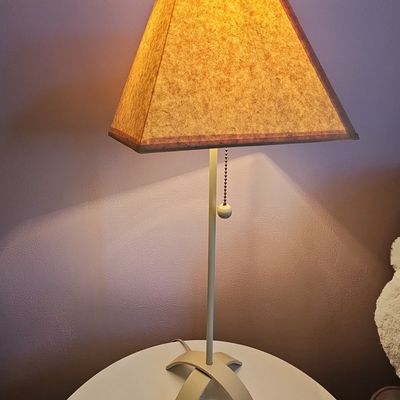 Mid-Century Modern Style Table Lamp