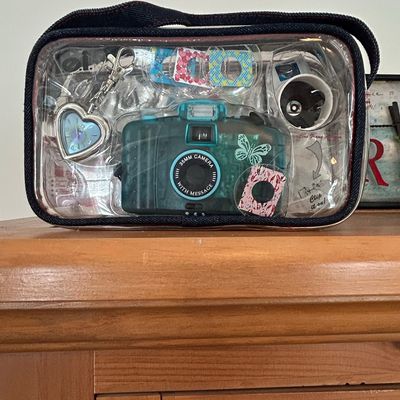 N.E.I. 35mm Camera With Message Gift Set