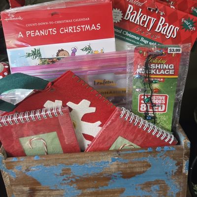 Assorted Christmas Holiday Decor and Stationery Lot