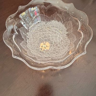 Lausitzer Glas Medea Dew Drop Leaf Crystal Bowl