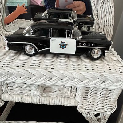 Maisto 1955 Buick Century California Highway Patrol Diecast 1:24 Scale