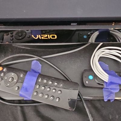 Vizio E420VL LCD HDTV