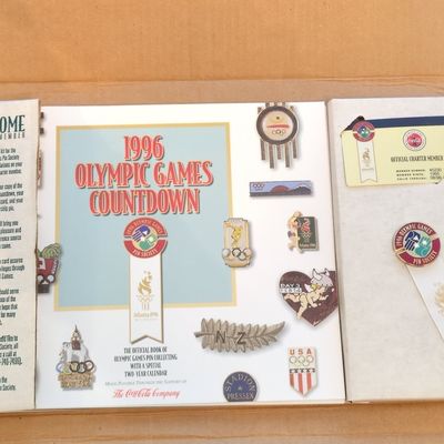 1996 Atlanta Olympic Games Pin Society Charter Member Kit with Countdown Collector's Book