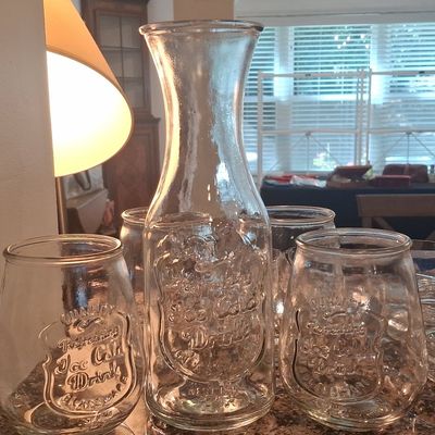 Coca-Cola "Refreshing Ice Cold Drink" Embossed Glassware Set