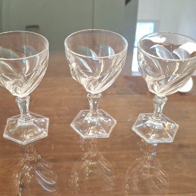 Vintage Cristal D'Arques-Durand 'Tornade' Cordial Glasses