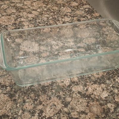 Pyrex Clear Glass Loaf Pan 1.5 Quart