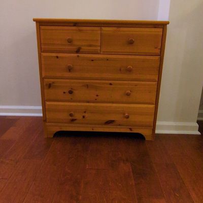 Victorian Pine Chest of Drawers