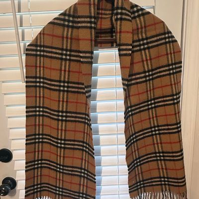 Vintage Burberrys of London Lambswool Scarf