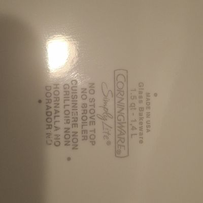 CorningWare SimplyLite 1.5 Quart Square Baker