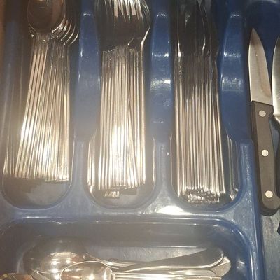 Cambridge Silversmiths Stainless Steel Flatware Set