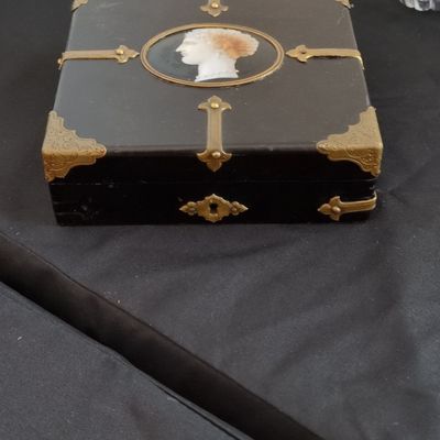 Napoleon III Ebonized Jewelry Casket with Cameo